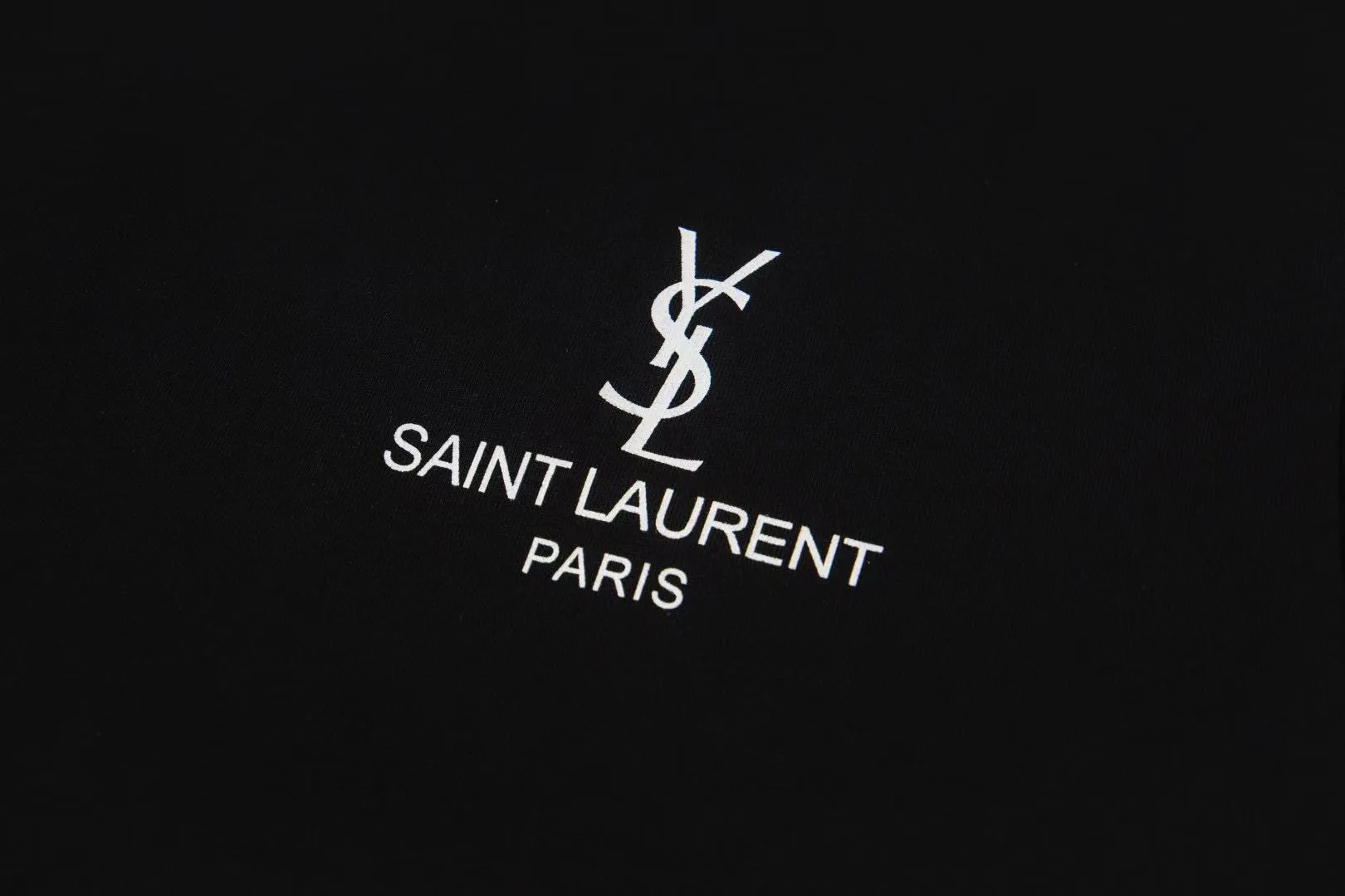 YSL/ 25ss Classiclogo t Classic 280 ! ， ，os ， ， Same Style。 ：Black，White Size：XS-L